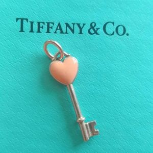 Tiffany ❣️❤️💕 Pendant Pink